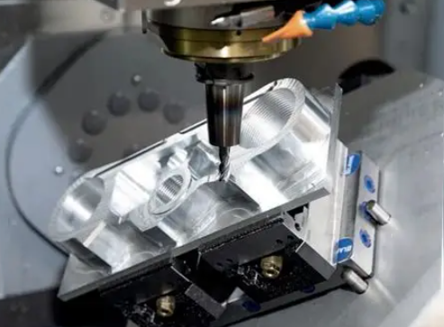 Gia công phay CNC đa trục độ phức tạp cao (Trang 8)